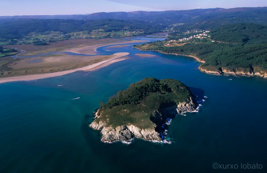 Playa de Morouzos (Galicia).
