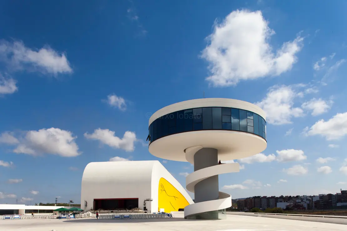 Centro Niemeyer en Avil&eacute;s (Principado de Asturias).
