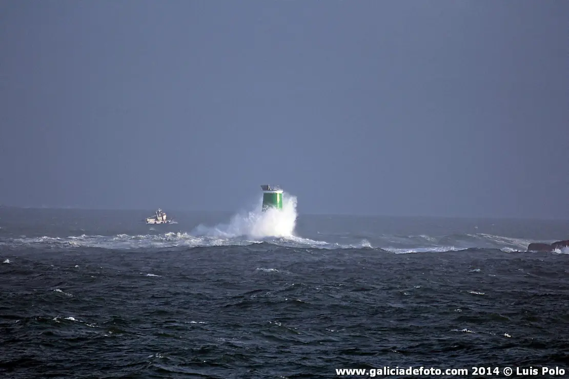 Temporal en el canal de Agui&ntilde;o-S&aacute;lvora (Ribeira, A Coru&ntilde;a).