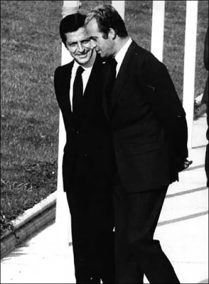 Adolfo Su&aacute;rez con el Rey