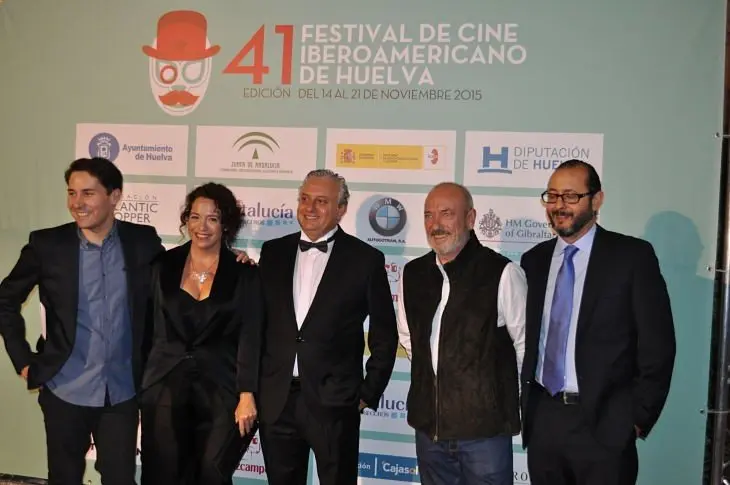 Miembros del Jurado de la Secci&oacute;n  R&aacute;bida, y el Director del Festival, Pedro Castillo. / Francisco Pu&ntilde;al