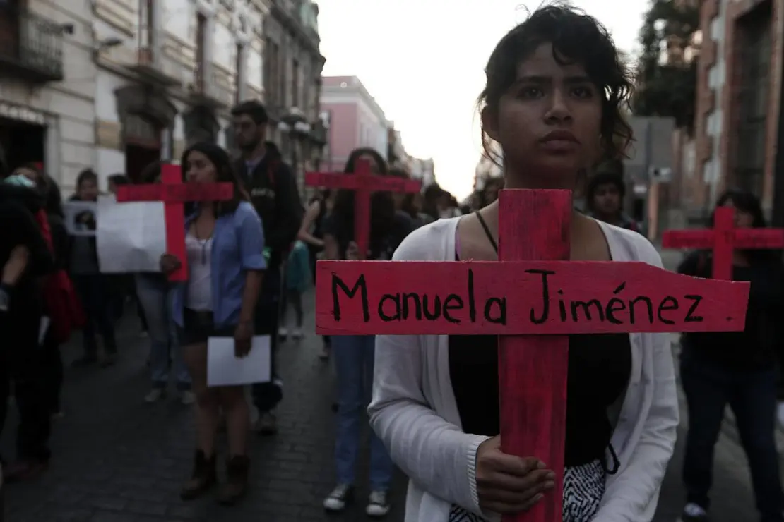 Una manifestaci&oacute;n en Pueba manifest&oacute; el sentir de muchas mujeres contra este tipo de violencia.  Hugo Ortu&ntilde;o