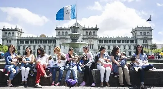 Pechos libres es una iniciativa guatemalteca que ha impulsado varias mamatones