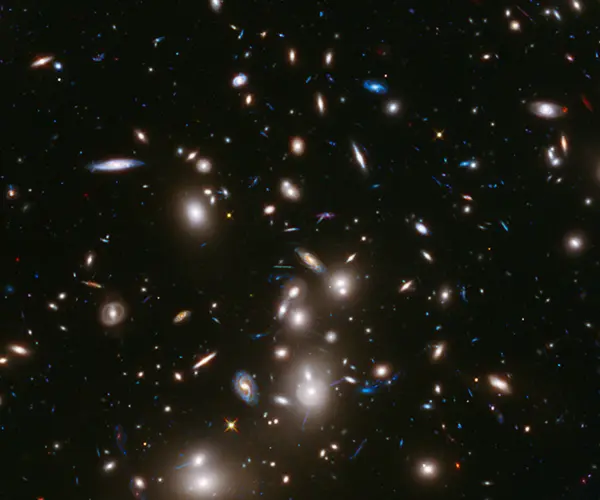 Campo de miles de galaxias lejanas del a&ntilde;o 2014. / Hubble.