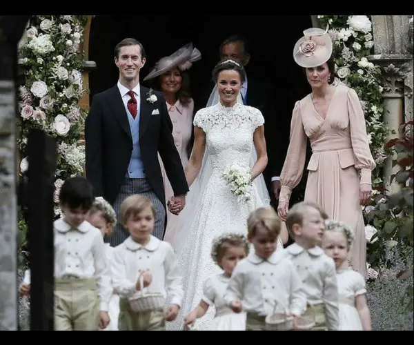 Pippa Middleton, James Matthews y Catalina, duquesa de Cambridge. Twitter.