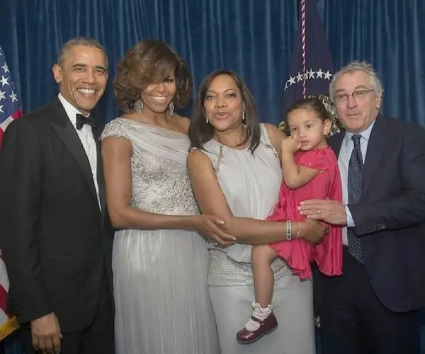 La familia Obama, Robert de Niro, actor, y su esposa Helen Grace Hightower con su hija. Instagram.
