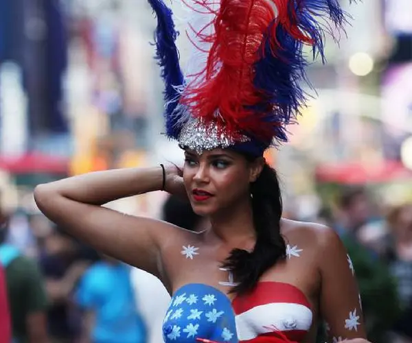 Las mujeres desnudas de Times Square. RR SS (4)