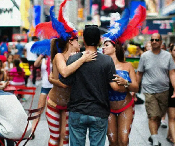 Las mujeres desnudas de Times Square. RR SS (15)