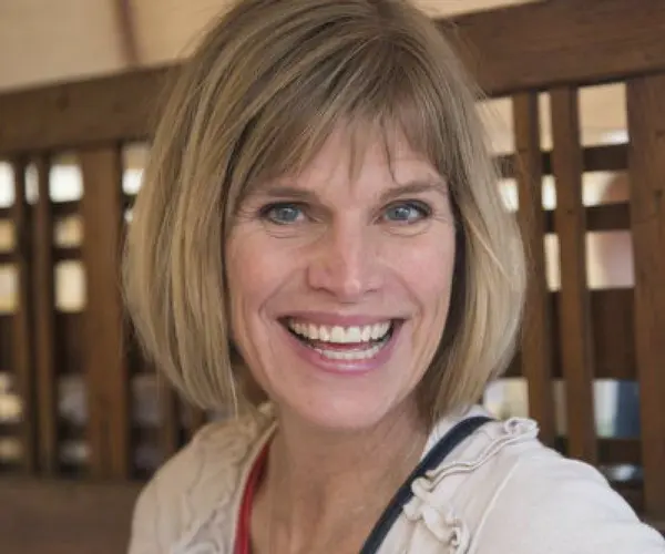 Tomi-Ann Roberts, actriz. RR SS.