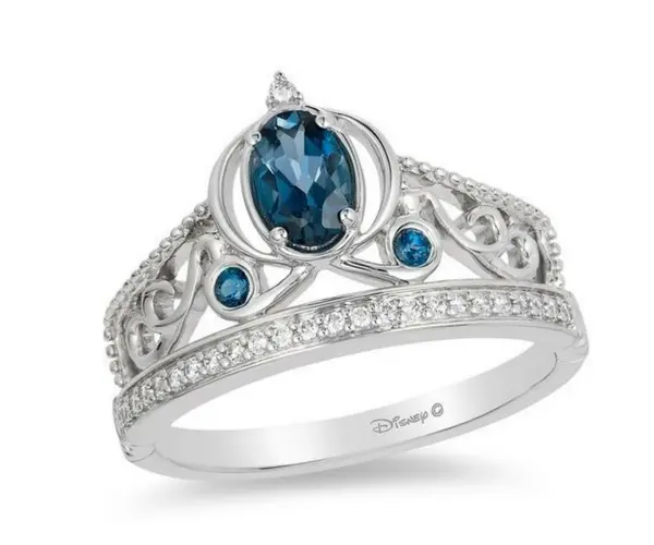 Anillo inspirado en Cenicienta. Disney. (3)
