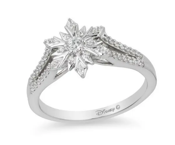 Anillo inspirado en Elsa. Disney.
