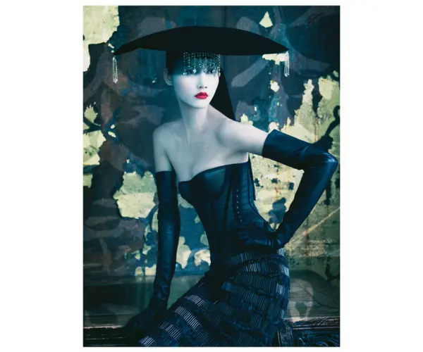 En 2008 con Maggie Cheung, actriz. Calendario Pirelli.