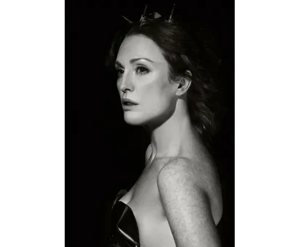 En 2011 con Julianne Moore, actriz. Calendario Pirelli.
