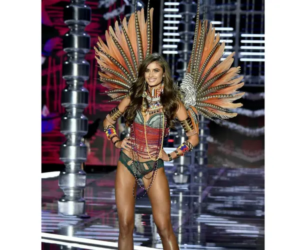 Victoria's Secret Fashion Show 2017. RR SS (2)