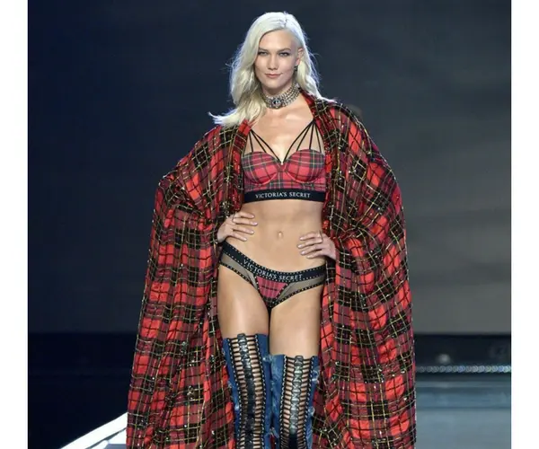 Victoria's Secret Fashion Show 2017. RR SS (12)