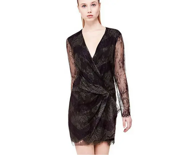 Vestido marciano. Guess (8)