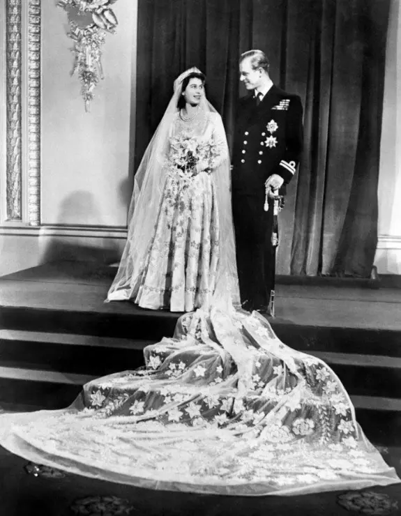 Reina Isabel II. Pinterest.