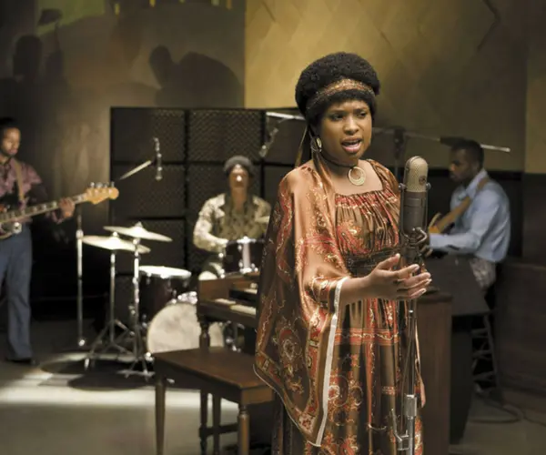 Jennifer Hudson en Dreamgirls. Productora.