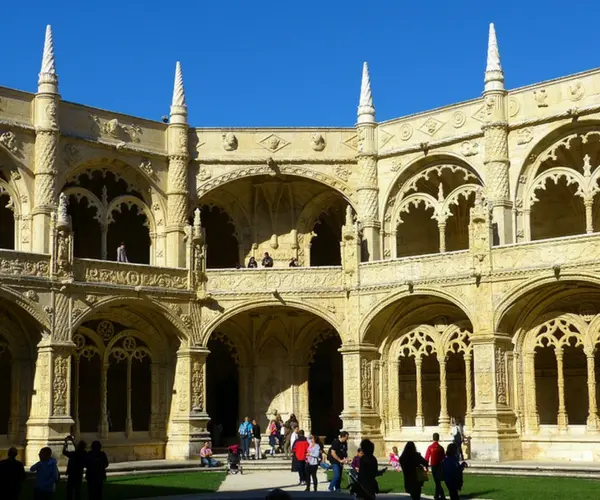 Monasterio de los Jer&oacute;nimos de Bel&eacute;m, en Lisboa. Pixabay.