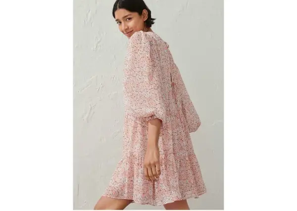 Colecci&oacute;n de looks primaverales de H&M. H&M. (10)