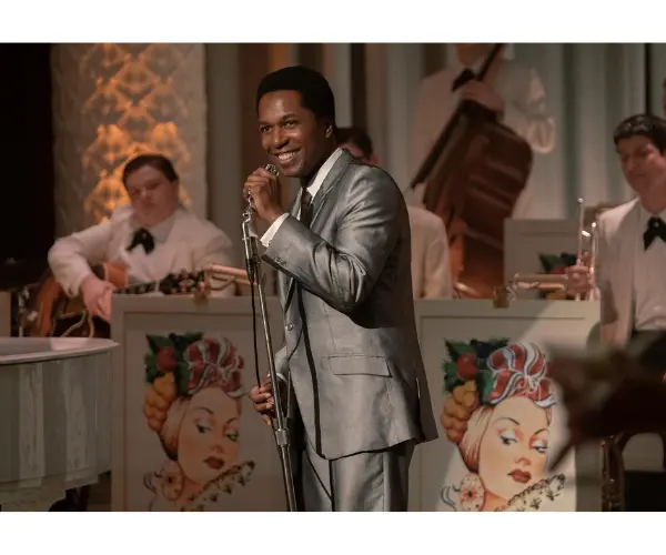 Leslie Odom Jr. por One Night in Miami. Productora.