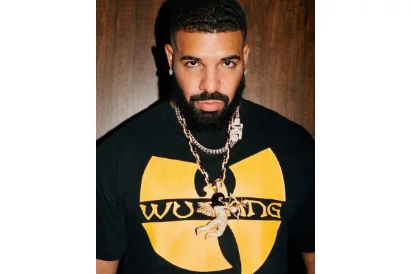 Drake, rapero.  Instagram @champagnepapi
