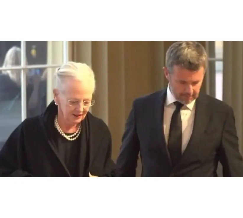 Margarita, reina de Dinamarca, y el pr&iacute;ncipe heredero Federico. / RR SS.