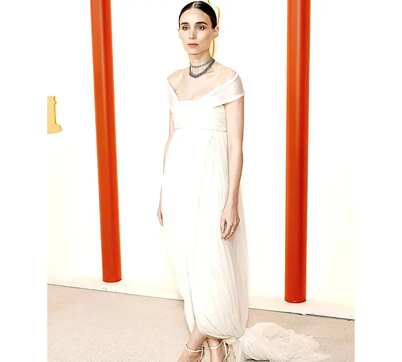 Rooney Mara, actriz, vestida de Alexander McQueen. RR SS.
