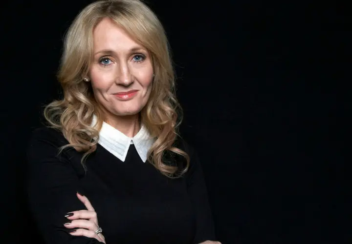 J.K. Rowling. Pottermore.