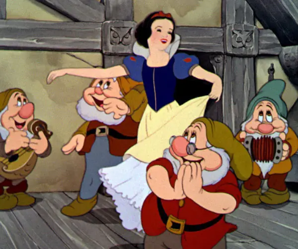Blancanieves y los siete enanitos. Disney.