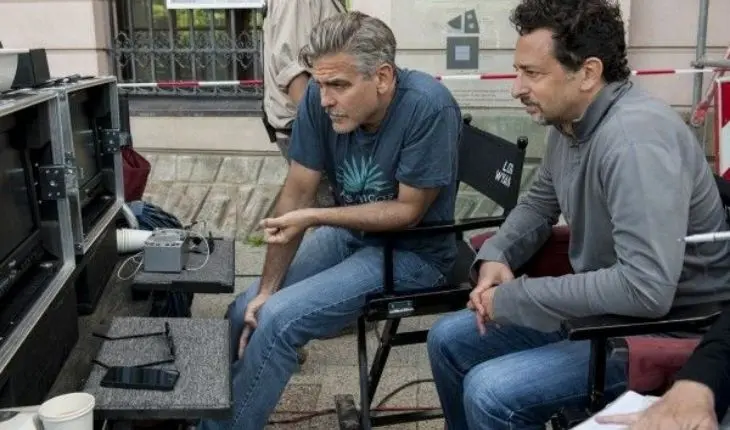 George Clooney en el set de The Tender Bar. / Amazon.