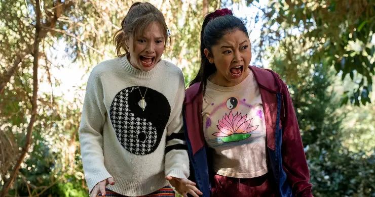 Imagen oficial de Lana Condor en Boo, Bitch. / Netflix