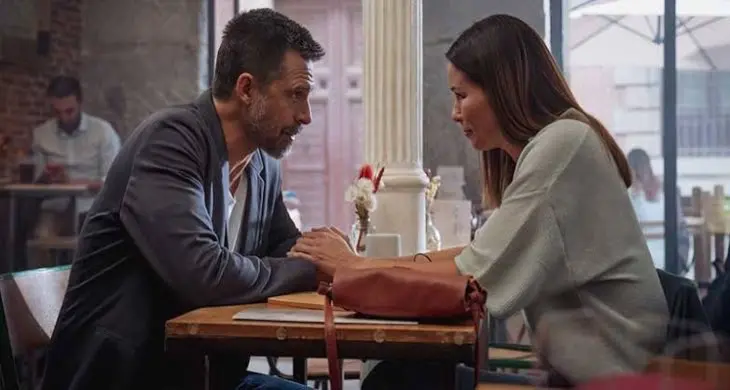 Pollos sin cabeza, serie.  Seri&eacute;filos
