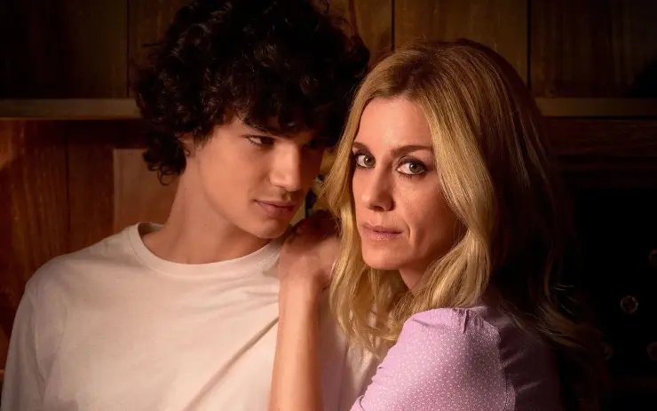 Esc&aacute;ndalo, relato de una obsesi&oacute;n. / Prime Video