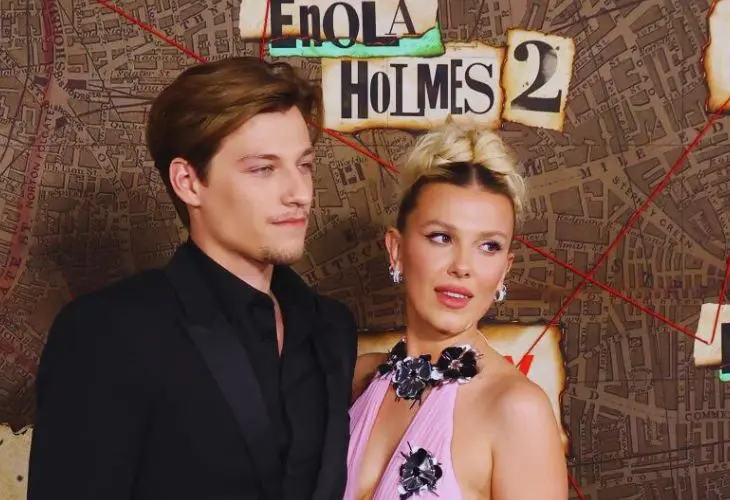 Millie Bobby Brown, actriz junto a su prometido Jake Bongiovi. / RR SS.