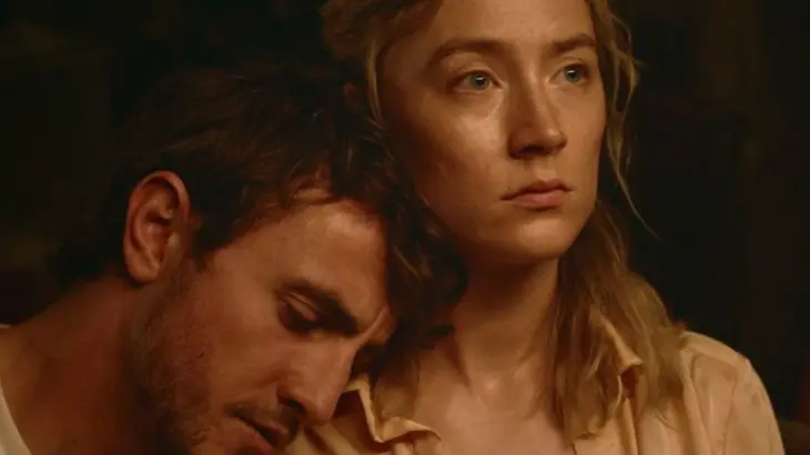 Paul Mescal y Saoirse Ronan en Foe. / Amazon