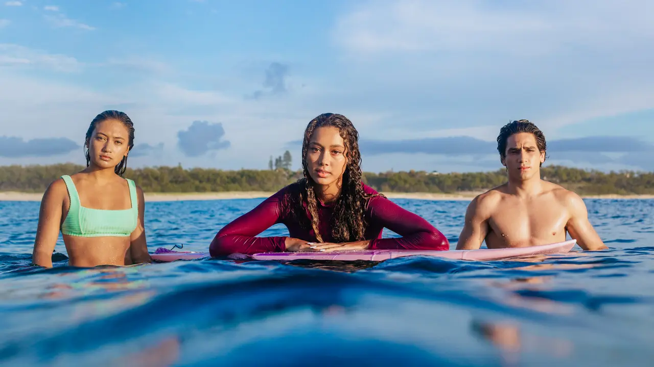 Surviving Summer./ Netflix