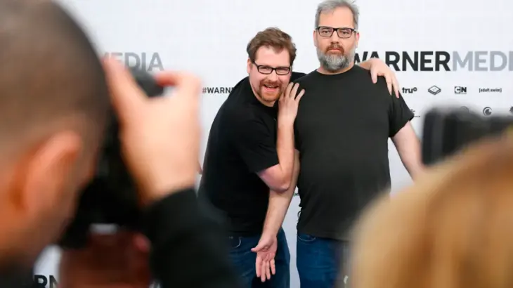 Justin Roiland y Dan Harmon en el WarnerMedia Upfront 2019. / WarnerMedia