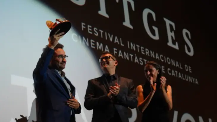 J.A. Bayona recibe el Premio M&agrave;quina del Temps. / Sitges