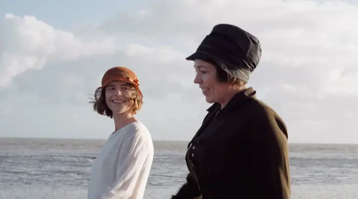 Olivia Colman y Jessie Buckley en Wicked Little Letters. / TIFF