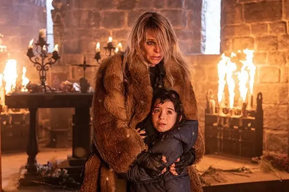 Im&aacute;genes de la pel&iacute;cula La ermita. / @Twitter