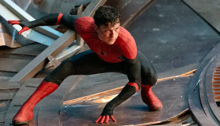 Tom Holland como Spider-Man en Spider-Man: No Way Home. Disney plus