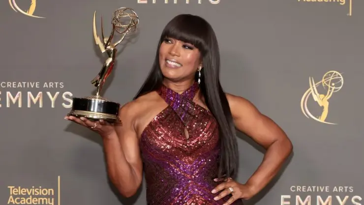 Angela Basset, Emmy. / RRSS