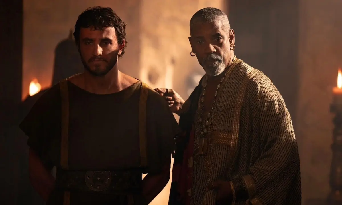 Fotograma de Gladiator II con Paul Mescal y Denzel Washington.