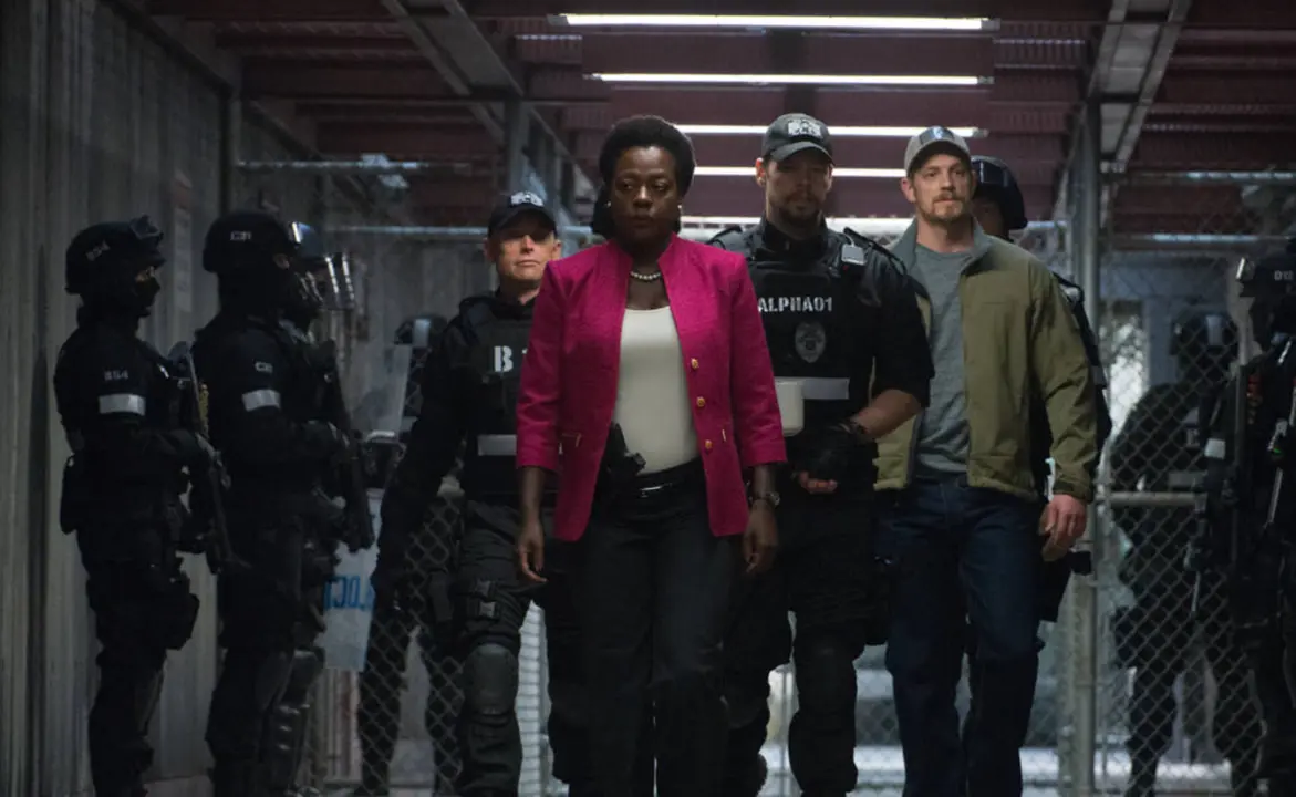 Amanda Waller, Viola Davis. / RRSS