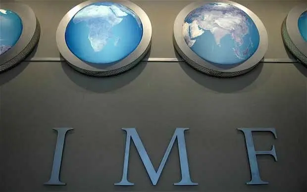 Menos sueldos y m&aacute;s impuestos, receta del FMI para Espa&ntilde;a.