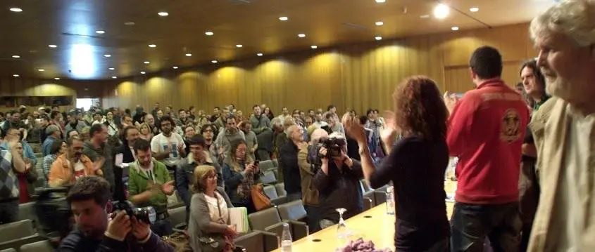 El l&iacute;der Xos&eacute; Manuel Beiras, en la asamblea de Anova.