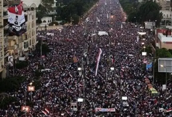 Manifestantes opositores en El Cairo / YouTube