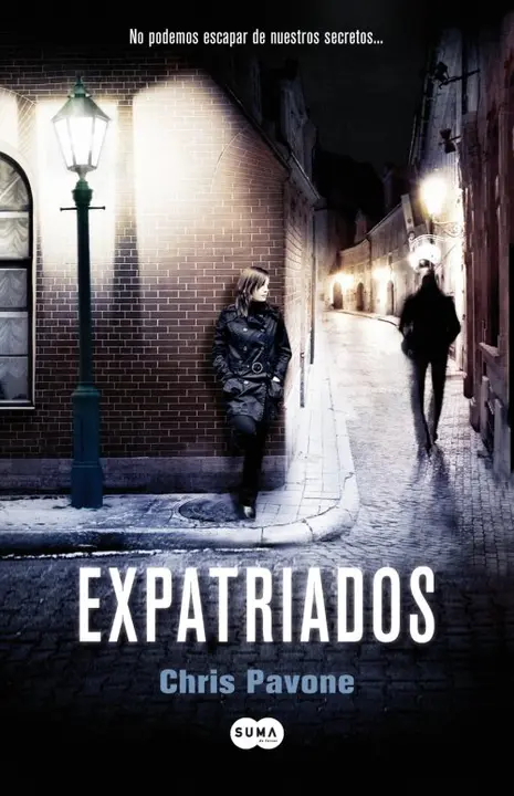 Portada de Expatriados, de Chris Pavone, premio Edgar 2013 a la mejor primera novela.