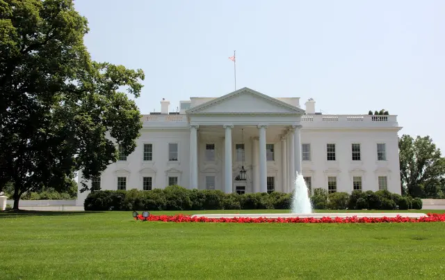 Casa Blanca.